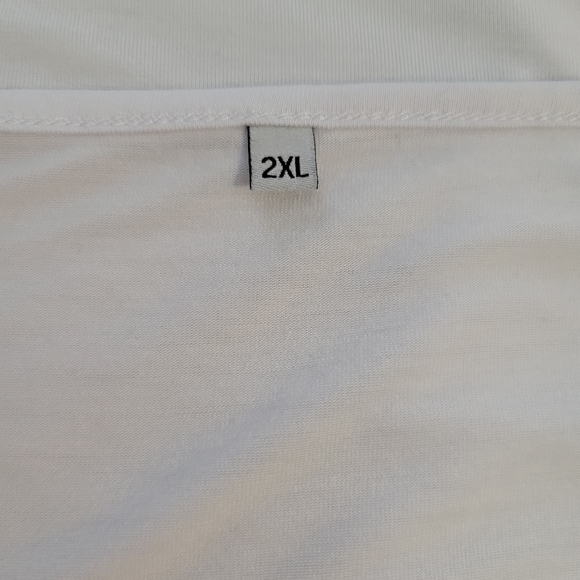 Women Plus Size V-Neck Short Sleeve T-Shirt XXL - Picture 7 of 9